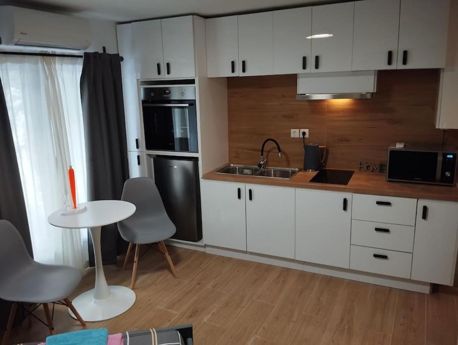 Nektar Cosy Apartment In City Centre Athens Luaran gambar